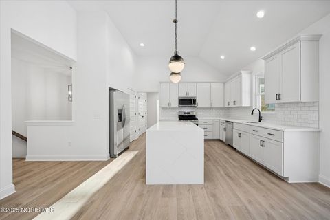 Tiny photo for 7618 Peppergrass Crossing, Monclova, OH 43542 (MLS # 10002167)