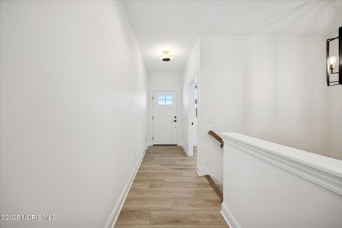 Tiny photo for 7618 Peppergrass Crossing, Monclova, OH 43542 (MLS # 10002167)