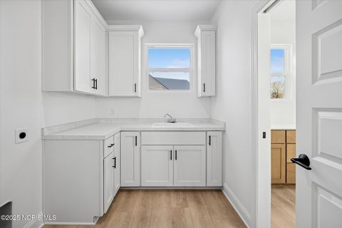 Tiny photo for 7618 Peppergrass Crossing, Monclova, OH 43542 (MLS # 10002167)