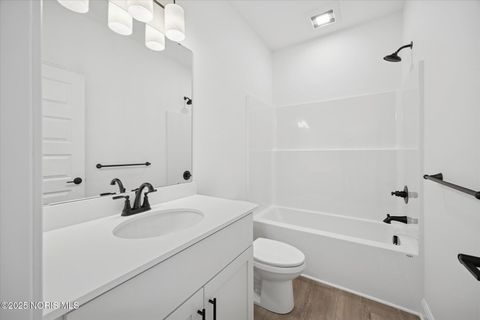 Tiny photo for 7618 Peppergrass Crossing, Monclova, OH 43542 (MLS # 10002167)