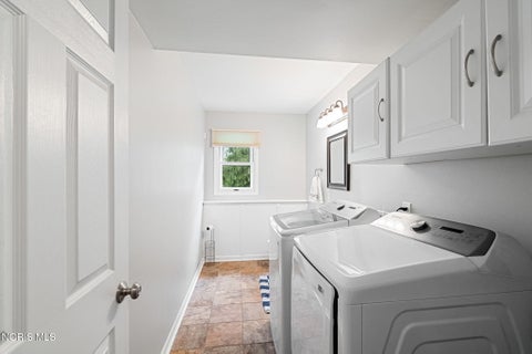 Tiny photo for 2160 Eastedge Drive, Toledo, OH 43614 (MLS # 10012893)