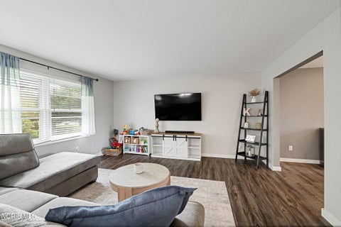 Tiny photo for 2160 Eastedge Drive, Toledo, OH 43614 (MLS # 10012893)