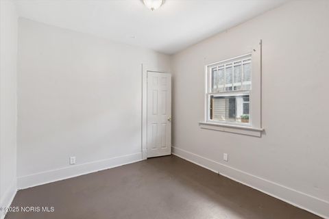 Tiny photo for 1749 Berdan Avenue, Toledo, OH 43613 (MLS # 10002585)