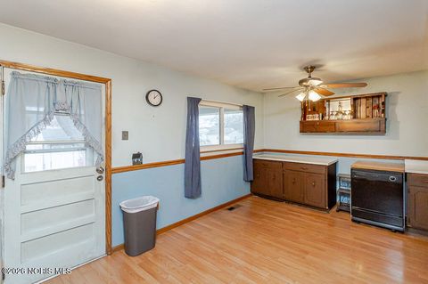 Tiny photo for 2448 Norma Place, Northwood, OH 43619 (MLS # 10003055)