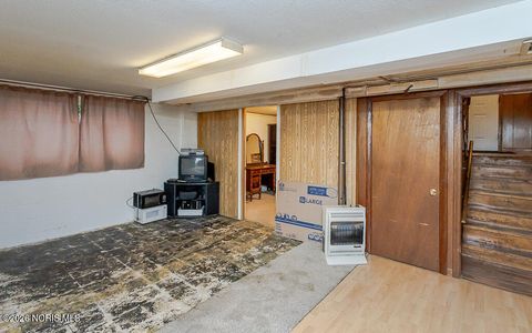 Tiny photo for 2448 Norma Place, Northwood, OH 43619 (MLS # 10003055)