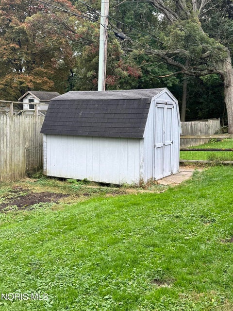Tiny photo for 1860 Bobolink Lane, Toledo, OH 43615 (MLS # 10014775)