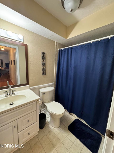 Tiny photo for 1860 Bobolink Lane, Toledo, OH 43615 (MLS # 10014775)