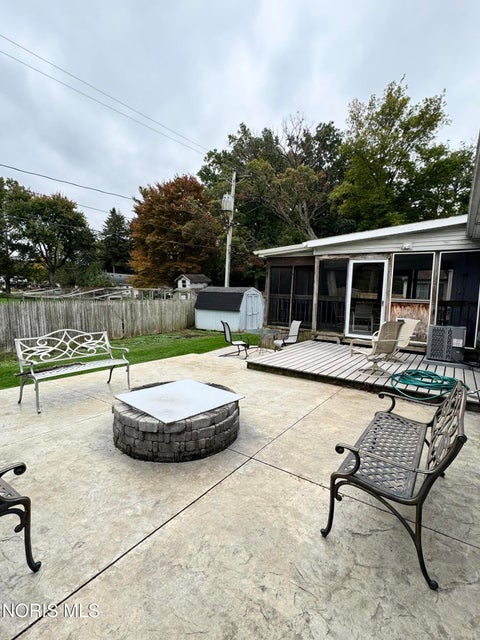 Tiny photo for 1860 Bobolink Lane, Toledo, OH 43615 (MLS # 10014775)