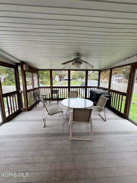 Tiny photo for 1860 Bobolink Lane, Toledo, OH 43615 (MLS # 10014775)
