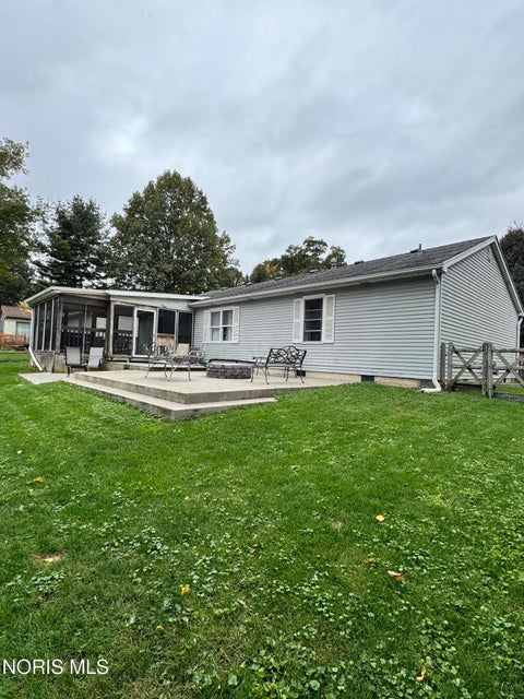 Tiny photo for 1860 Bobolink Lane, Toledo, OH 43615 (MLS # 10014775)