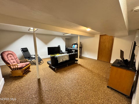 Tiny photo for 1860 Bobolink Lane, Toledo, OH 43615 (MLS # 10014775)