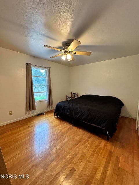 Tiny photo for 1860 Bobolink Lane, Toledo, OH 43615 (MLS # 10014775)