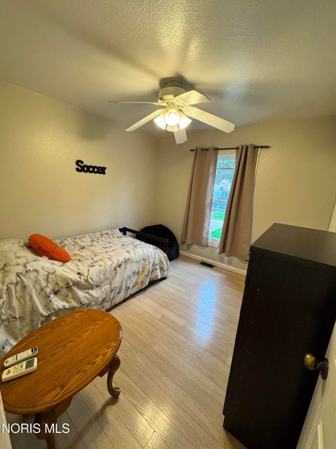 Tiny photo for 1860 Bobolink Lane, Toledo, OH 43615 (MLS # 10014775)