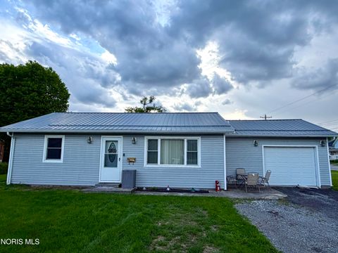 Photo of 569 N Johnson Street, Ada, OH 45810 (MLS # 10007554)