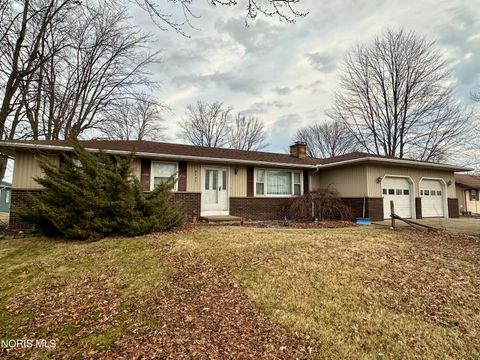 Photo of 8845 W State Rte 163, Oak Harbor, OH 43449 (MLS # 10004194)