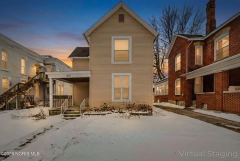 Tiny photo for 807 W Main Cross Street, Findlay, OH 45840 (MLS # 10003780)