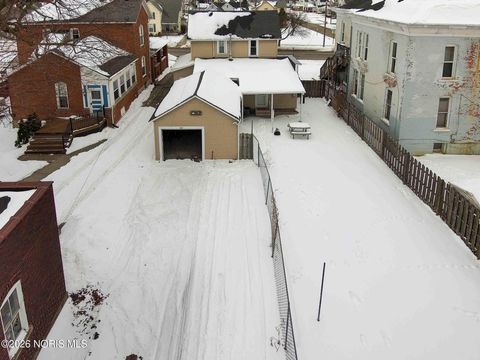 Tiny photo for 807 W Main Cross Street, Findlay, OH 45840 (MLS # 10003780)