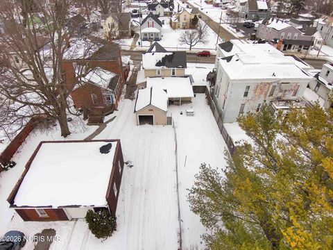 Tiny photo for 807 W Main Cross Street, Findlay, OH 45840 (MLS # 10003780)