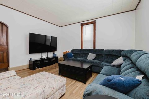 Tiny photo for 807 W Main Cross Street, Findlay, OH 45840 (MLS # 10003780)