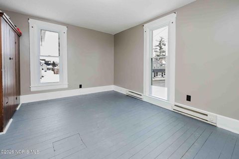 Tiny photo for 807 W Main Cross Street, Findlay, OH 45840 (MLS # 10003780)