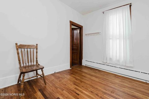 Tiny photo for 807 W Main Cross Street, Findlay, OH 45840 (MLS # 10003780)