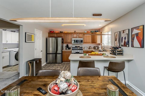 Tiny photo for 552 Crystal Lake Drive, Holland, OH 43528 (MLS # 10013998)