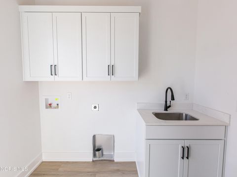 Tiny photo for 7918 Trestle Bend Road, Monclova, OH 43542 (MLS # 10005580)