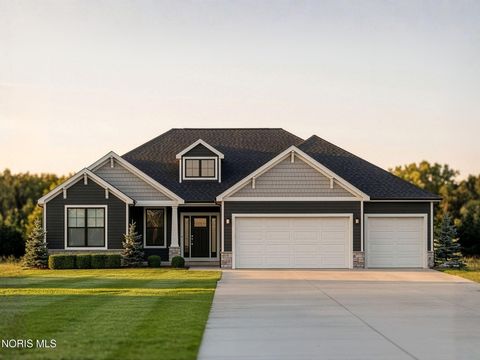 Photo of 7918 Trestle Bend Road, Monclova, OH 43542 (MLS # 10005580)