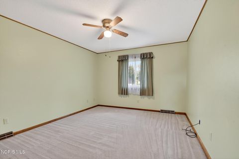 Tiny photo for 1219 Oaktree Court, Oregon, OH 43616 (MLS # 10006775)