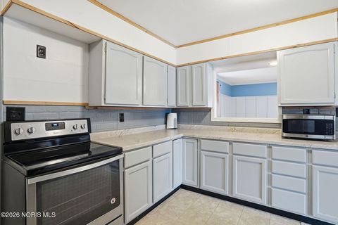 Tiny photo for 1142 Concord Court, Findlay, OH 45840 (MLS # 10002982)