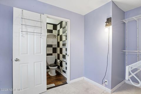 Tiny photo for 1142 Concord Court, Findlay, OH 45840 (MLS # 10002982)