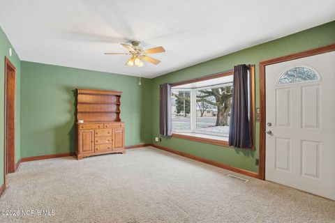 Tiny photo for 1142 Concord Court, Findlay, OH 45840 (MLS # 10002982)