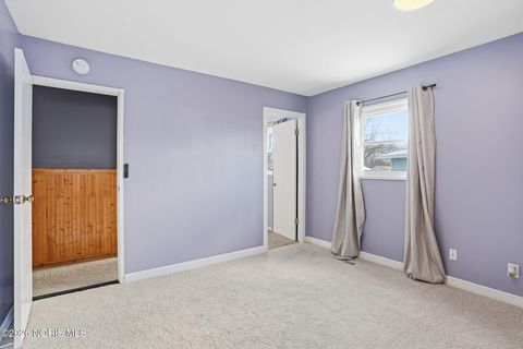 Tiny photo for 1142 Concord Court, Findlay, OH 45840 (MLS # 10002982)