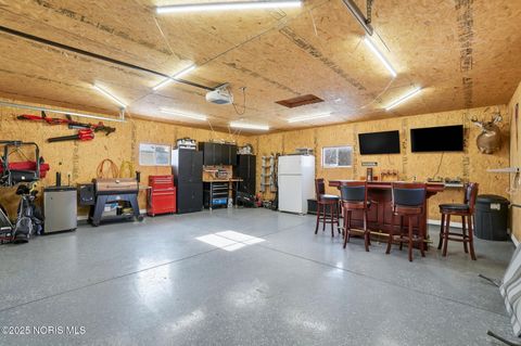 Tiny photo for 432 Carnahan Avenue, Findlay, OH 45840 (MLS # 10002248)