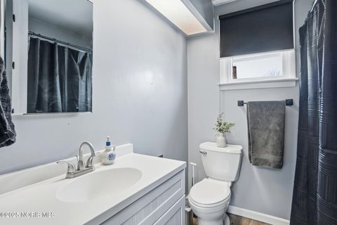 Tiny photo for 432 Carnahan Avenue, Findlay, OH 45840 (MLS # 10002248)