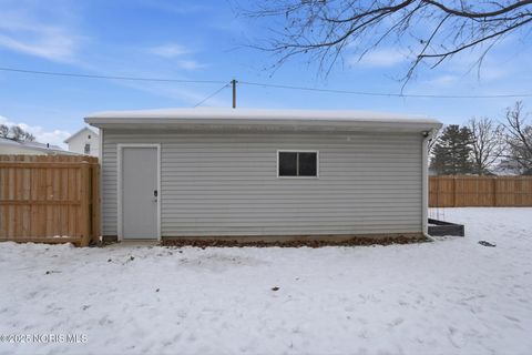 Tiny photo for 432 Carnahan Avenue, Findlay, OH 45840 (MLS # 10002248)