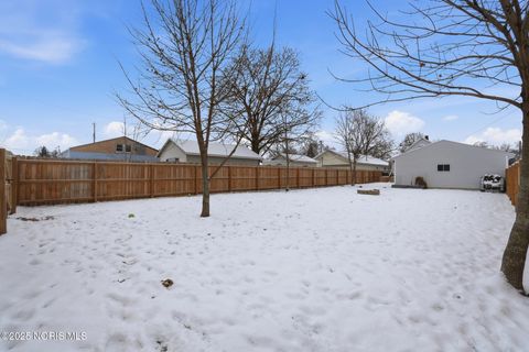 Tiny photo for 432 Carnahan Avenue, Findlay, OH 45840 (MLS # 10002248)