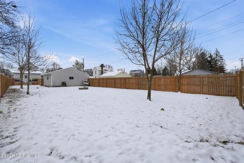Tiny photo for 432 Carnahan Avenue, Findlay, OH 45840 (MLS # 10002248)