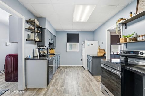 Tiny photo for 432 Carnahan Avenue, Findlay, OH 45840 (MLS # 10002248)