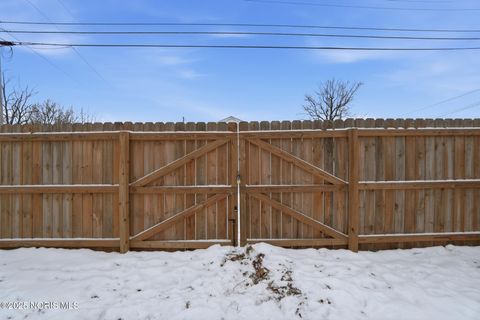 Tiny photo for 432 Carnahan Avenue, Findlay, OH 45840 (MLS # 10002248)