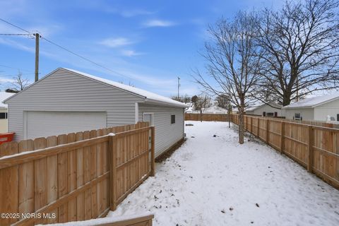 Tiny photo for 432 Carnahan Avenue, Findlay, OH 45840 (MLS # 10002248)