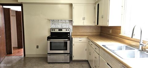 Tiny photo for 5608 Pawnee Road, Toledo, OH 43613 (MLS # 10007619)