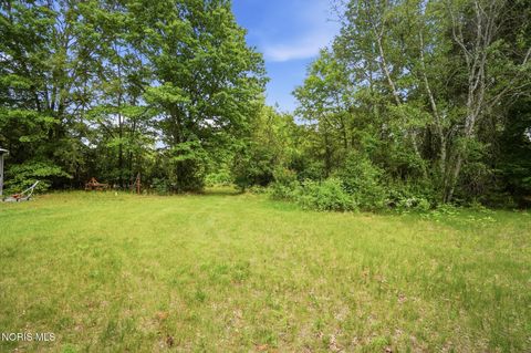 Tiny photo for 530 N Crissey Road, Holland, OH 43528 (MLS # 10008294)