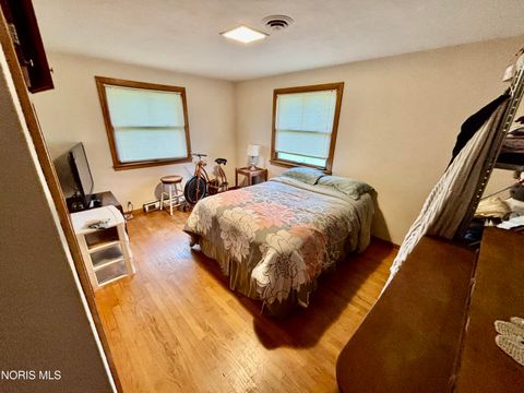 Tiny photo for 202 Cincinnati Street, Blakeslee, OH 43505 (MLS # 10009566)