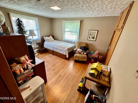 Tiny photo for 202 Cincinnati Street, Blakeslee, OH 43505 (MLS # 10009566)