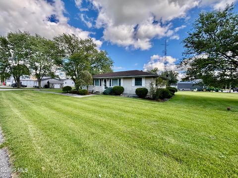 Tiny photo for 202 Cincinnati Street, Blakeslee, OH 43505 (MLS # 10009566)