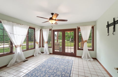 Tiny photo for 820 Bitterbrush Lane, Findlay, OH 45840 (MLS # 10012114)