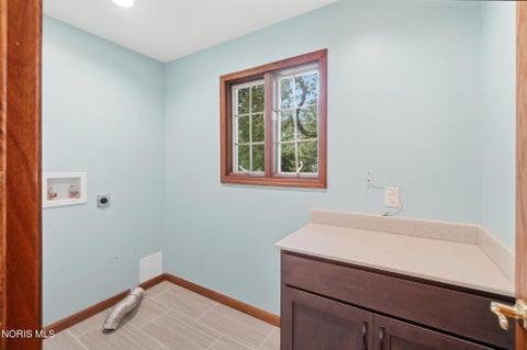 Tiny photo for 820 Bitterbrush Lane, Findlay, OH 45840 (MLS # 10012114)