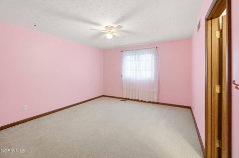 Tiny photo for 820 Bitterbrush Lane, Findlay, OH 45840 (MLS # 10012114)