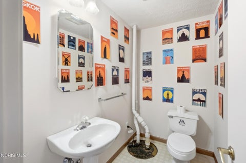 Tiny photo for 820 Bitterbrush Lane, Findlay, OH 45840 (MLS # 10012114)